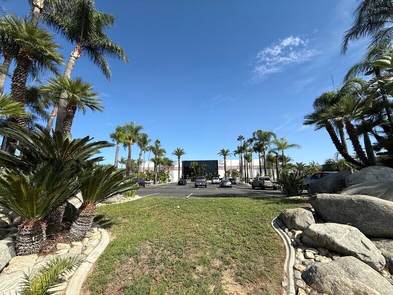 More Photos Of 2319 E Locust Ct, Ontario Warehouse For Sale