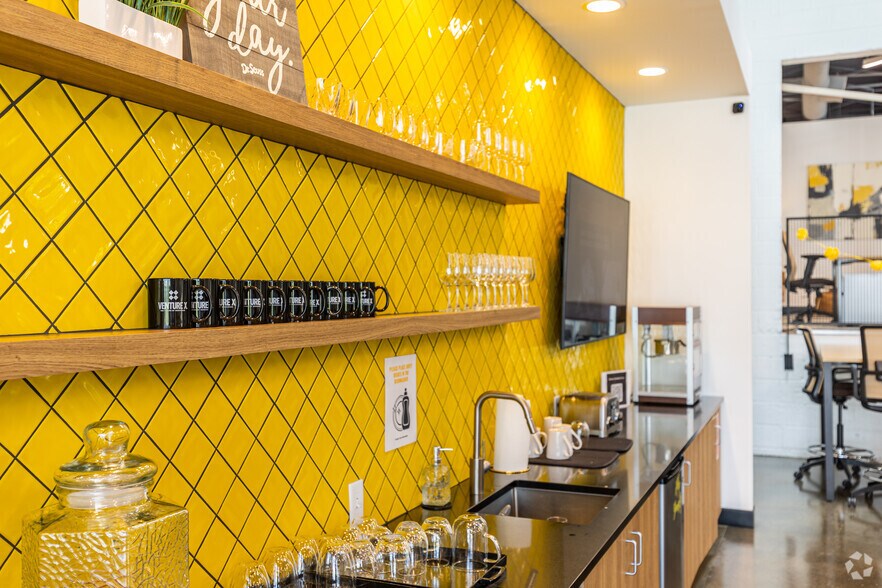 More Photos Of 1806 Summit Ave, Richmond Coworking Space