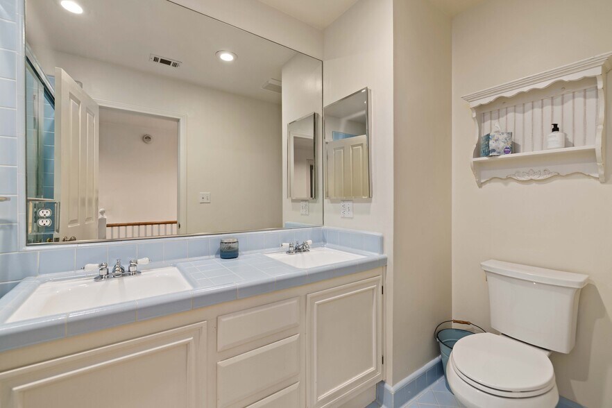 More Photos Of 11660 Lonesome Valley Rd, Leona Valley Specialty For Sale