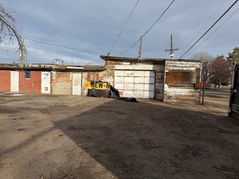 More Photos Of 3905 Oneida St, Denver Service Station For Sale