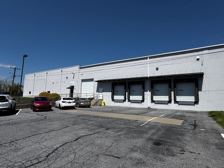 Primary Photo Of 1660 E Race St, Allentown Warehouse For Lease