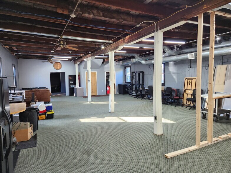 More Photos Of 25 Liftbridge Ln E, Fairport Storefront Retail Residential For Lease