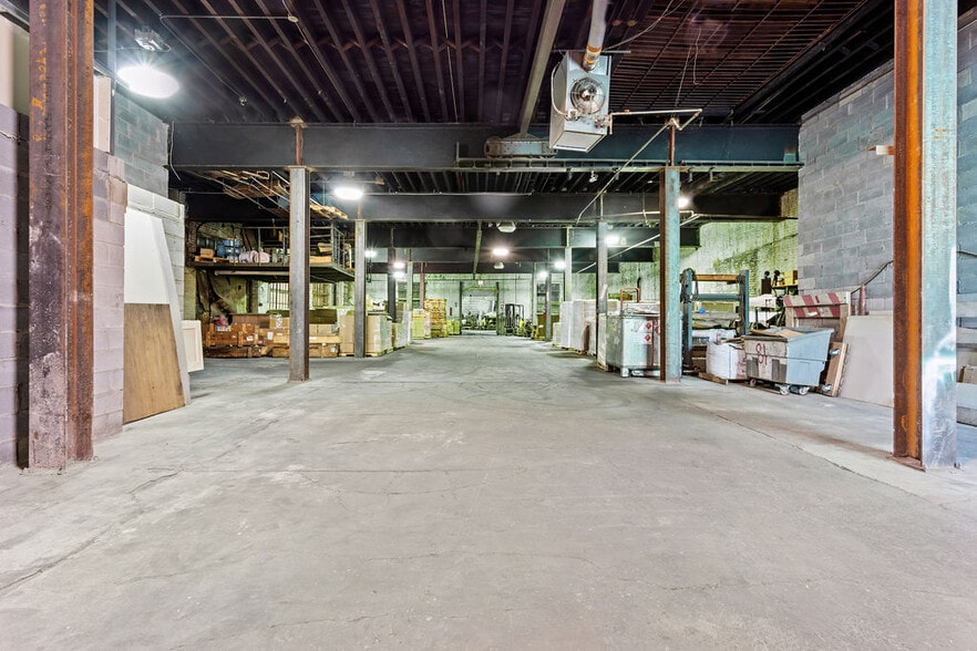 More Photos Of 166 25th St, Brooklyn Industrial For Lease