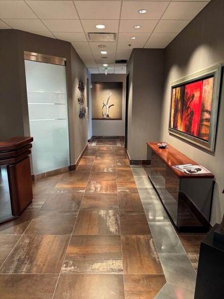 More Photos Of 7226 Lee Deforest Dr, Columbia Medical For Sale