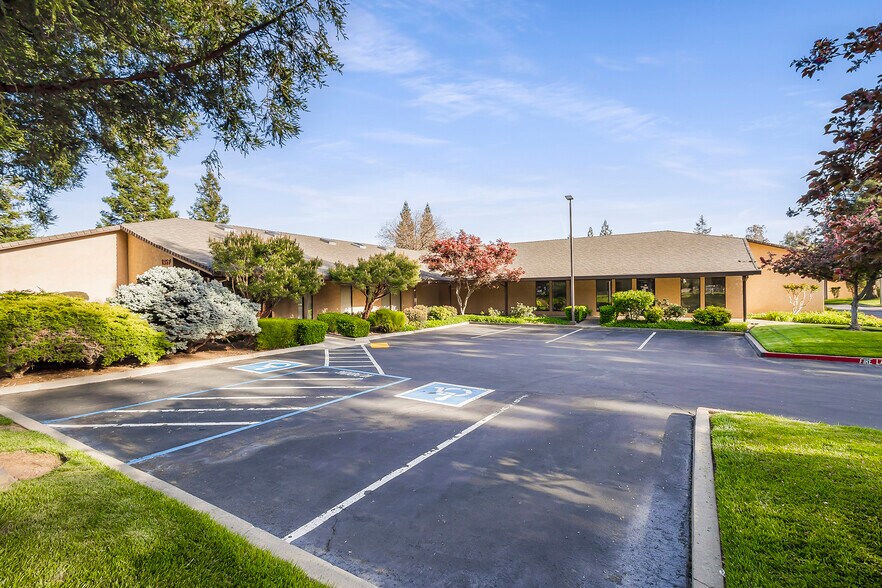 More Photos Of 1367 E Lassen Ave, Chico Office For Sale