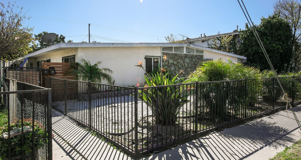 Primary Photo Of 2526 Mcfadden Ave, Santa Ana Apartments For Sale