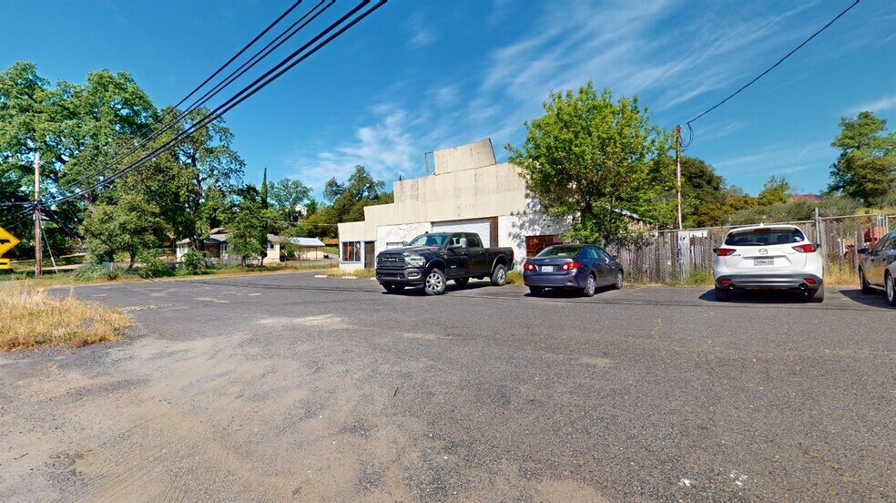 More Photos Of 20688 N Sunshine Rd, Sonora General Retail For Sale