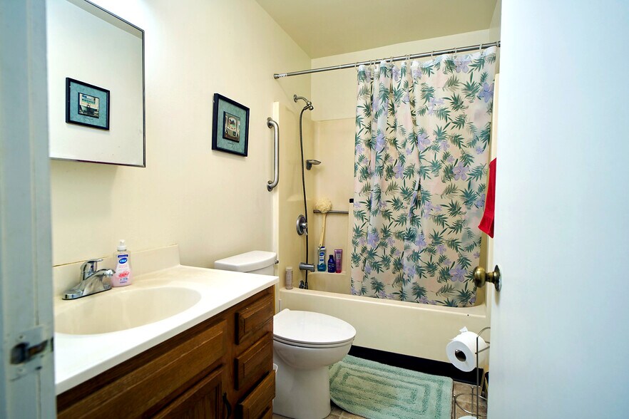 More Photos Of 134 Hunter St, Kingston Apartments For Sale
