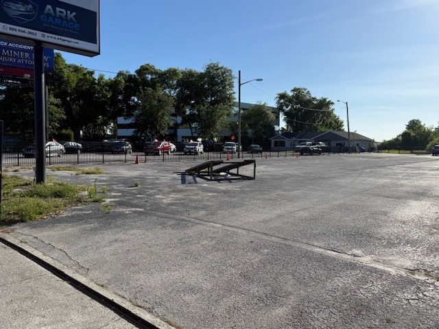 More Photos Of 690 N Semoran Blvd, Orlando Auto Dealership For Lease