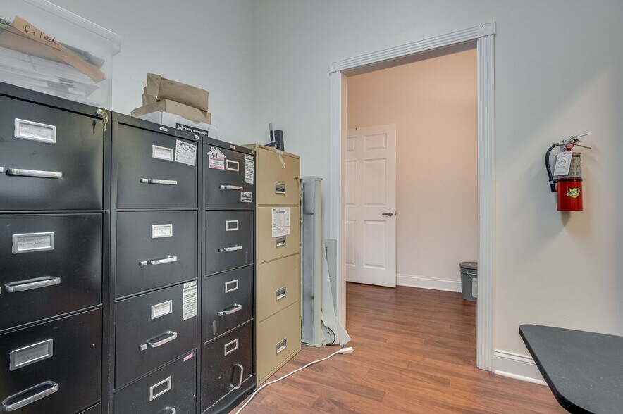 More Photos Of 1212-1216 Gum Branch Rd, Jacksonville General Retail For Sale