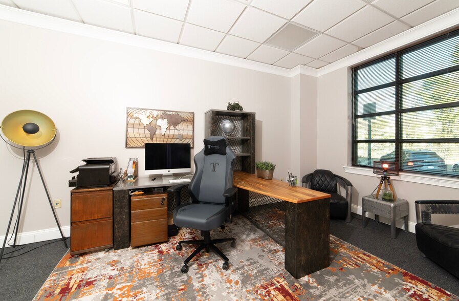 More Photos Of 3020 Highlands Pky, Smyrna Office For Lease