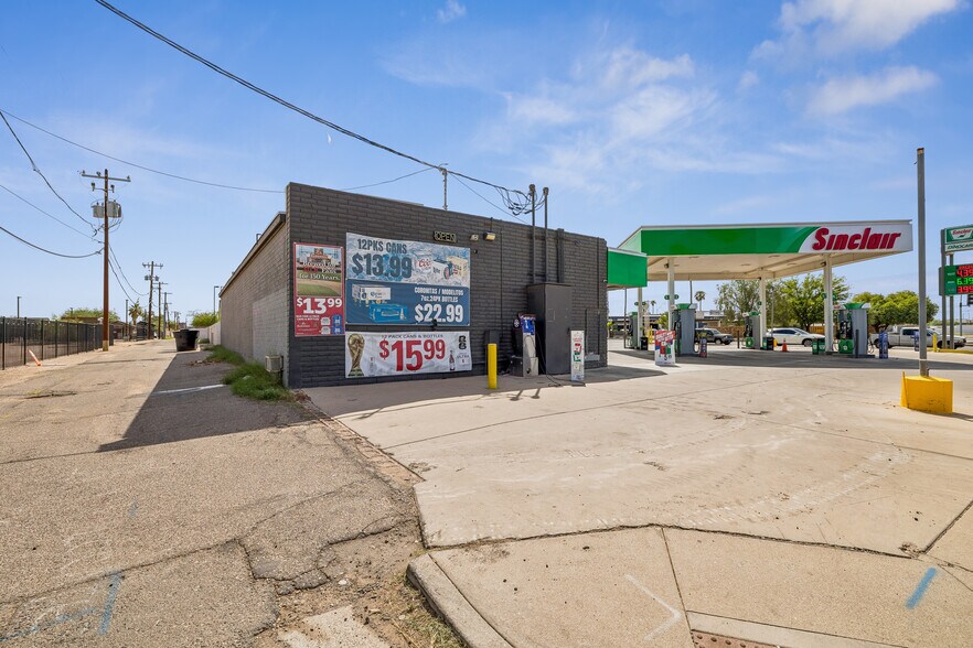More Photos Of 320 W Florence Blvd, Casa Grande Convenience Store For Sale