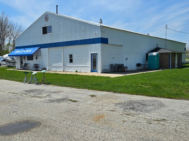 Primary Photo Of 1251 Evergreen Dr, Bay City Marina For Sale