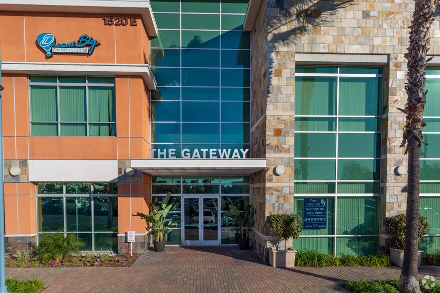 Primary Photo Of 1520 N Mountain Ave, Ontario Medical For Lease