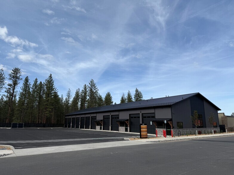More Photos Of 570 Three Peaks Dr, Sisters Industrial For Lease