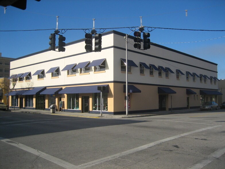 Primary Photo Of 65 3rd St NW, Winter Haven Coworking Space