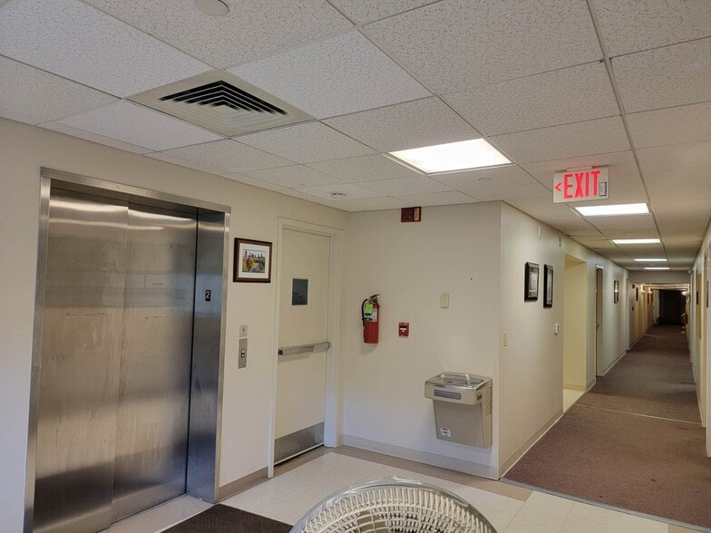 More Photos Of 5816 Forbes Ave, Pittsburgh Medical For Lease