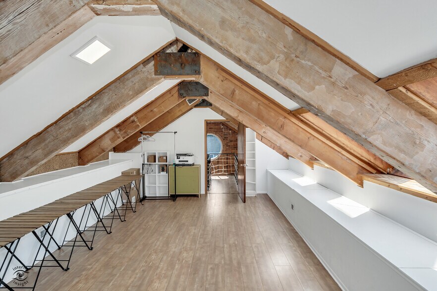 More Photos Of 1000 S Hamilton St, Lockport Loft Creative Space For Sale