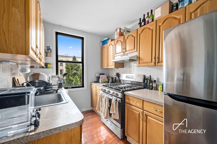 More Photos Of 177 Java St, Brooklyn Multifamily For Sale