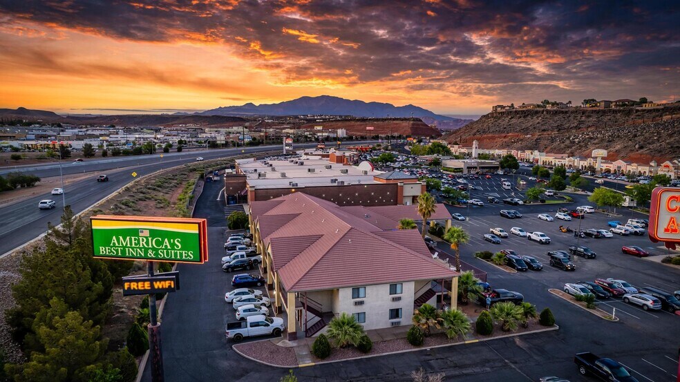 More Photos Of 260 W Main St, Vernal Hotel For Sale