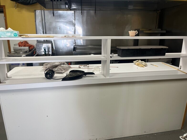 More Photos Of 126 Main St, Lehigh Restaurant For Lease