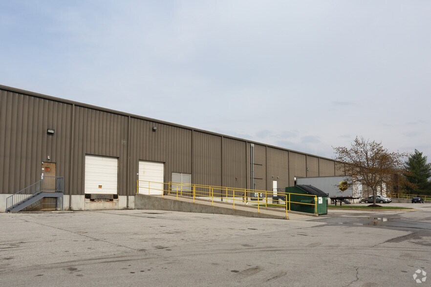 More Photos Of 7101-7111 Global Dr, Louisville Warehouse For Lease