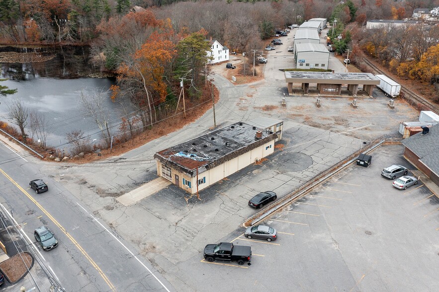 More Photos Of 679 Linwood Ave, Whitinsville Freestanding For Sale