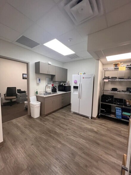 More Photos Of 5207 Essen Ln, Baton Rouge Unknown For Lease