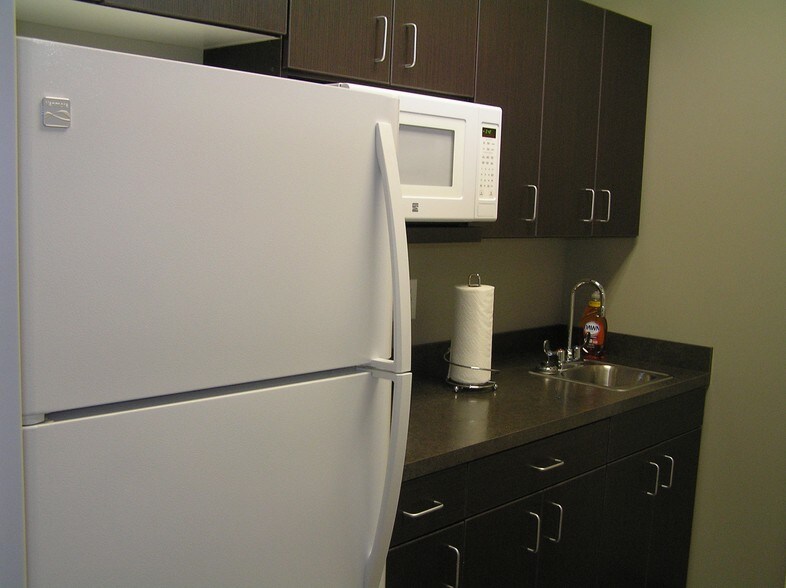 More Photos Of 146 Cargill Way, Hartsville Office For Lease
