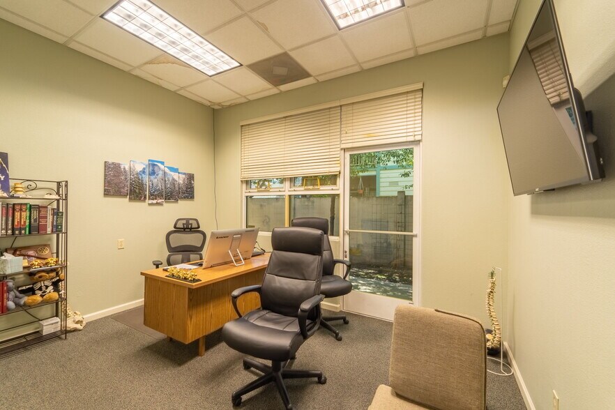 More Photos Of 1444 W Main St, Ripon Medical For Lease