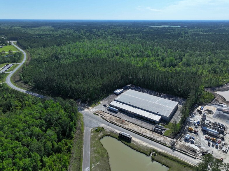 More Photos Of 605 Bob Gifford Blvd, Early Branch Manufacturing For Lease