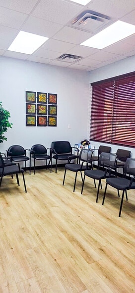 More Photos Of 8765 W Kelton Ln, Peoria Office For Lease