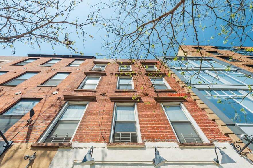 More Photos Of 489 Myrtle Ave, Brooklyn Storefront Retail Residential For Sale