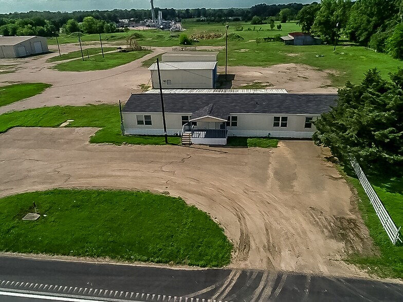 More Photos Of 2617 US Highway 79 N, Carthage Industrial For Sale