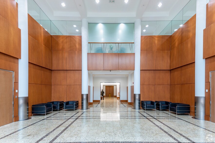 More Photos Of 3700 Arco Corporate Dr, Charlotte Office For Lease