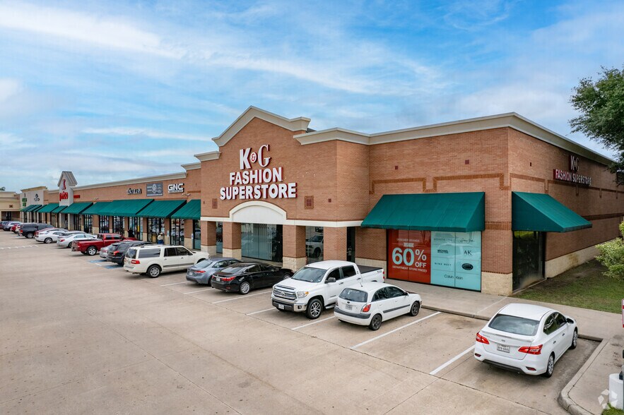 More Photos Of 4407-4485 W FM-1960, Houston Unknown For Lease