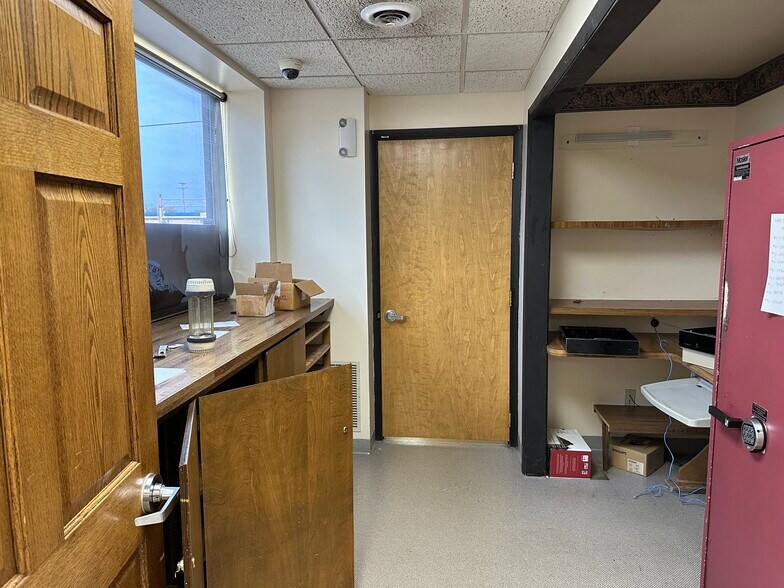 More Photos Of 502 W Houghton Ave, West Branch Storefront For Sale