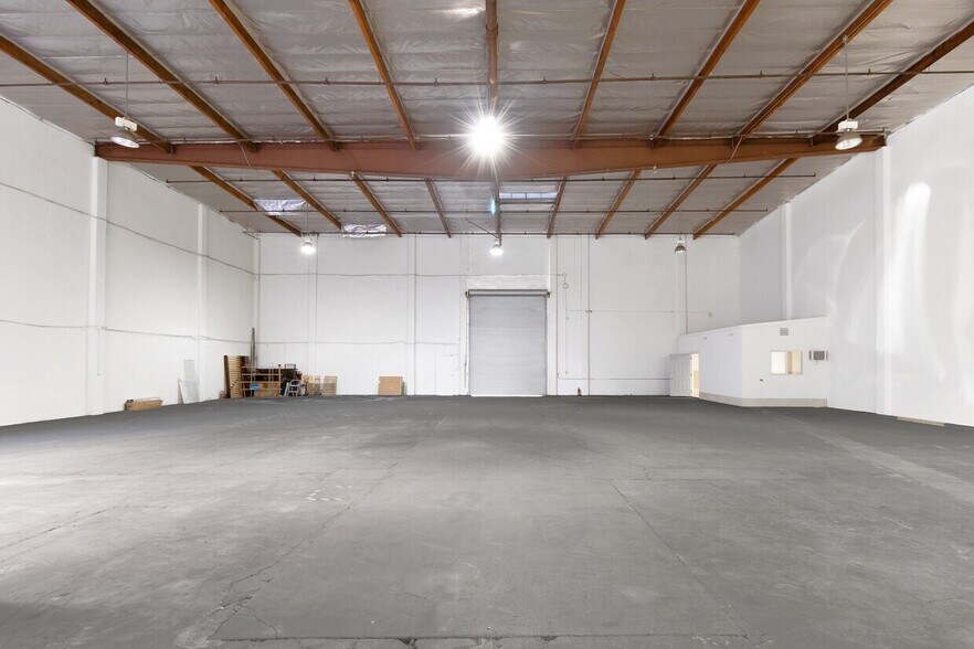 More Photos Of 3106 E Garvey Ave, West Covina Service For Sale