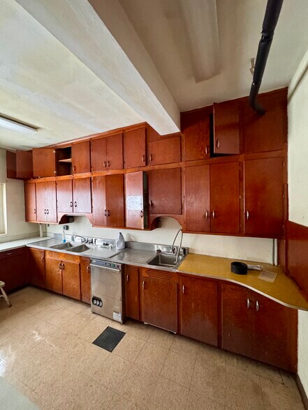 More Photos Of 5322 PA Route -873, Schnecksville Flex For Sale