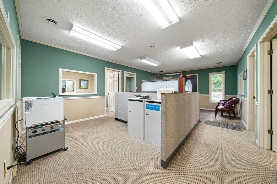 More Photos Of 125-145 E Georgia Ave, Fayetteville Freestanding For Sale