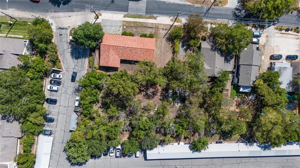 More Photos Of 4322 James Casey St, Austin Medical For Sale