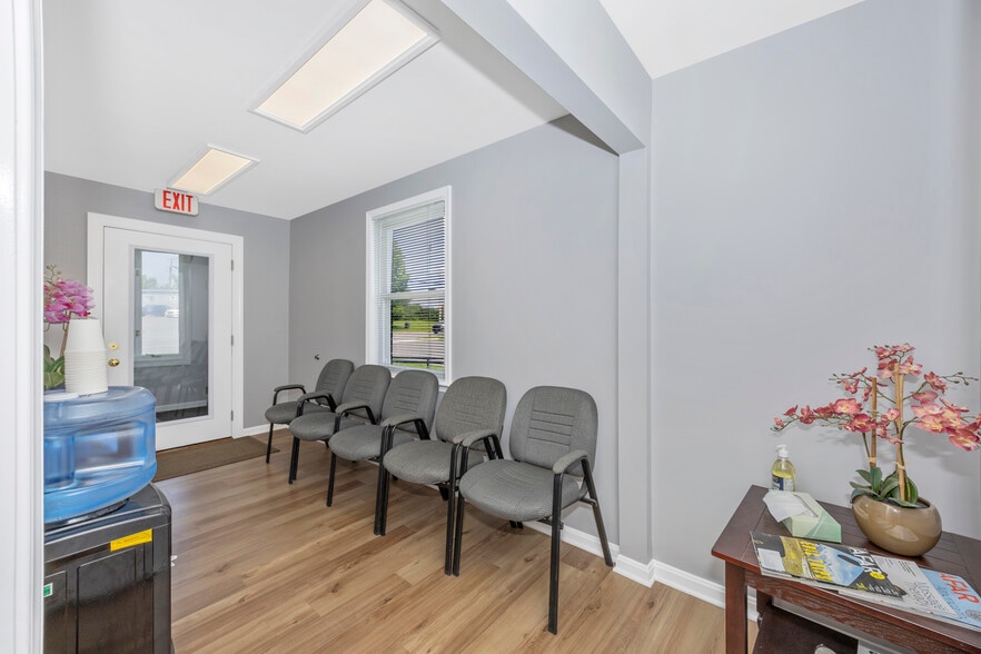 More Photos Of 286 Montevue Ln, Frederick Medical For Lease