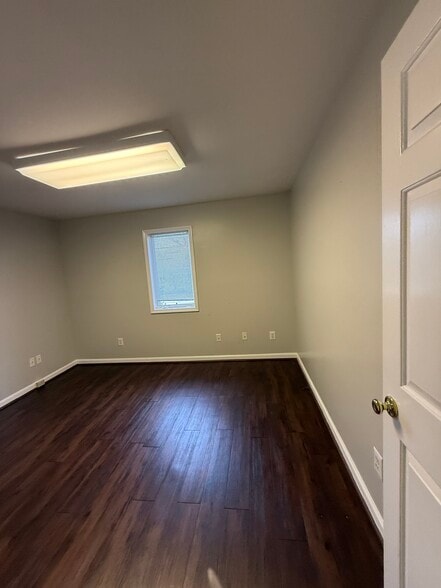 More Photos Of 304 E Washington St, Mebane Medical For Lease