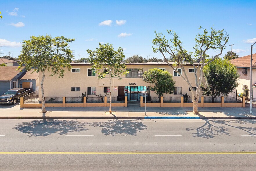 Primary Photo Of 6150 E Olympic Blvd, Los Angeles Apartments For Sale