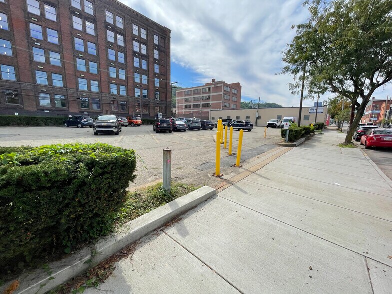 More Photos Of 2826 Penn Ave, Pittsburgh Office For Sale