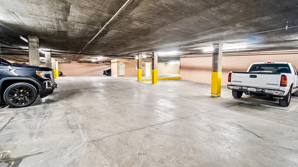 More Photos Of 5500 Atherton St, Long Beach Medical For Lease