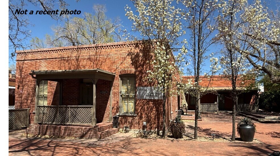 More Photos Of 223 & 225 Johnson St., Santa Fe Restaurant For Lease