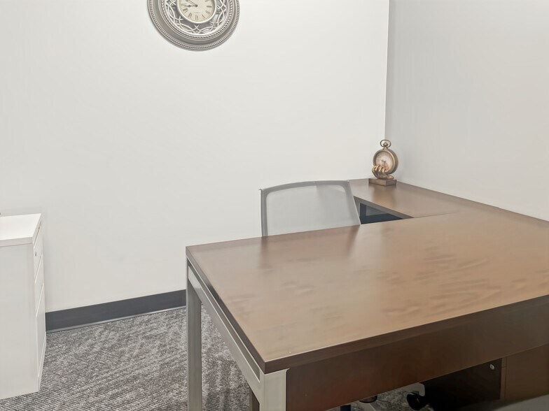 More Photos Of 16427 N Scottsdale Rd, Scottsdale Coworking Space