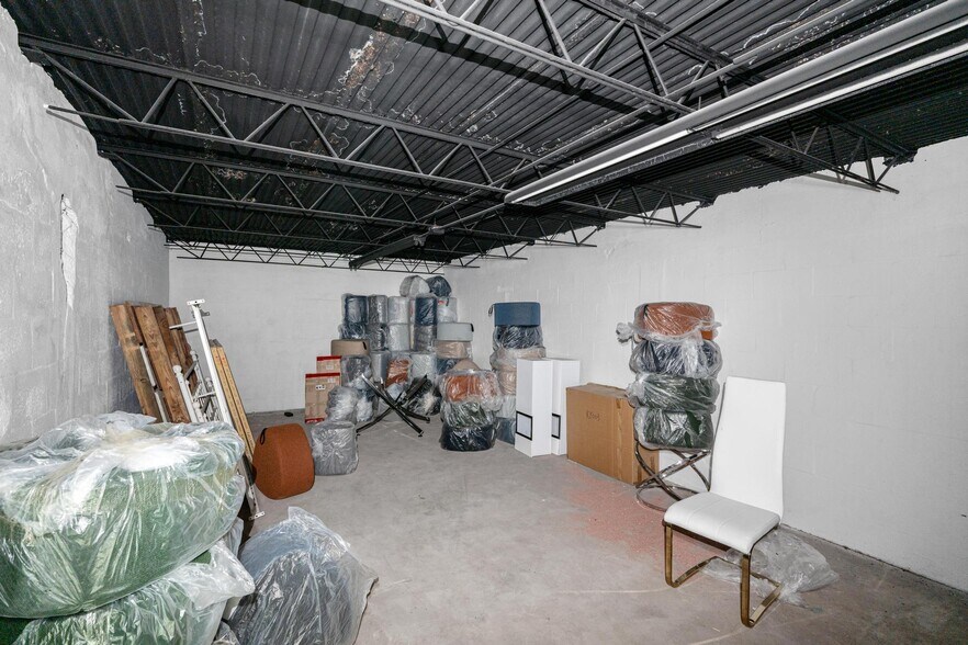 More Photos Of 1500 E Commercial Blvd, Fort Lauderdale Freestanding For Lease