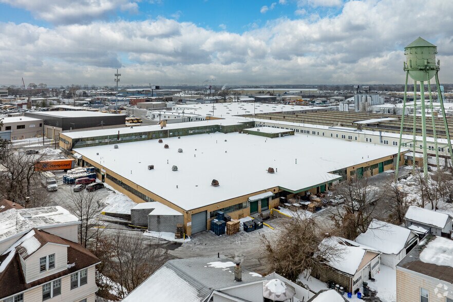 More Photos Of 100 Hoffman Pl, Hillside Manufacturing For Lease